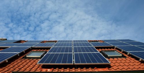 Nieuwbouwwoningen vaak direct voorzien van zonnepanelen